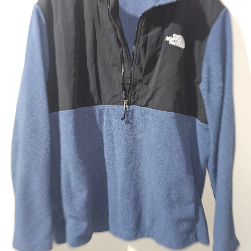 The North Face Men's Black‎ and Navy Performance Jacket